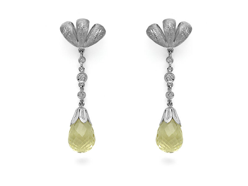 orecchini fiocco , in oro bianco con diamanti e quarzo lemon - rinascimentale fiorentino